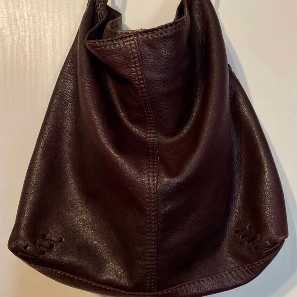 ❌❌SOLD SOLD❌❌Lucky brand Lrg whipstitch hobo bag - Picture 2 of 11